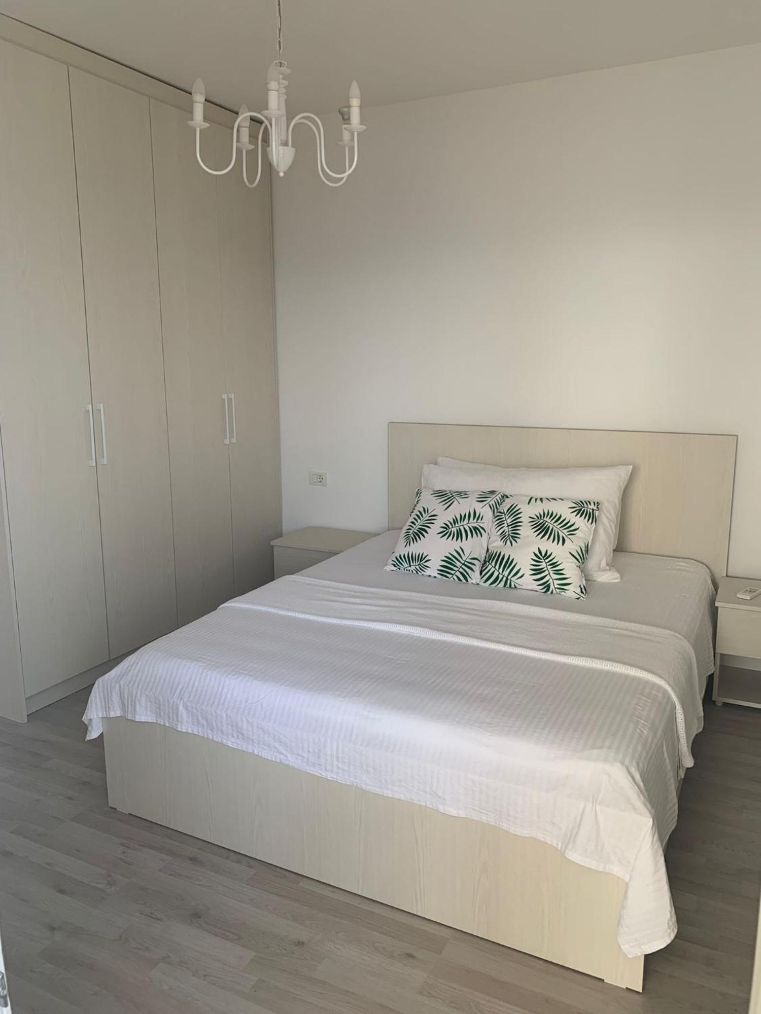 Loli Apartment Luxury White Residence Sarandë Exterior foto